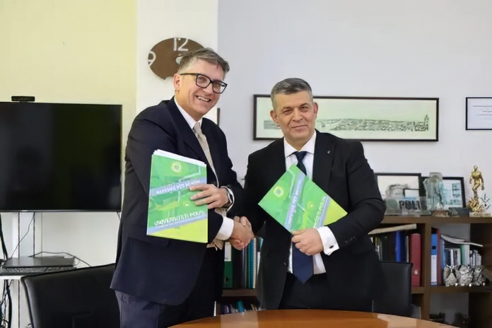 Giacomo Ballari della fondazione AgriOn e il Rettore Besmik Aliaj dell’ateneo Polis